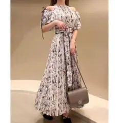 スナイデル 2WAYボリュームスリーブプリントワンピース