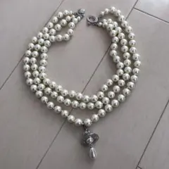 Vivienne Westwood 3連パールネックレス
