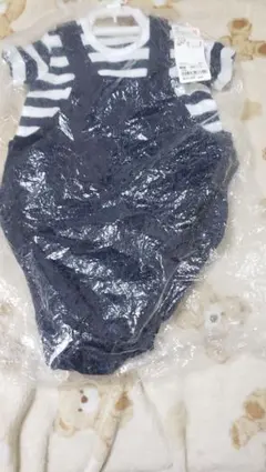 今日限定価格新品ユニクロベビー半袖コーディネートショートオール80