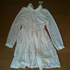 白い花柄ワンピース(新品) earth music and ecology﻿