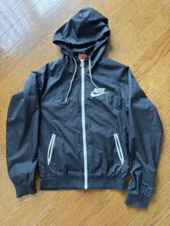 NIKE ウィンドブレーカー ブラック Mサイズのサムネイル