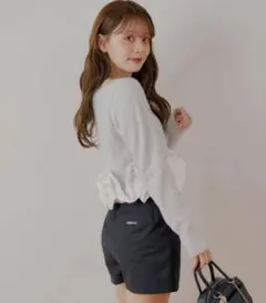 chico ねじりフリルデザインラメシャギーカーディガン