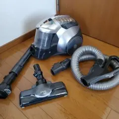 Panasonic キャニスター掃除機 MC-SR560G 本体 - メルカリ