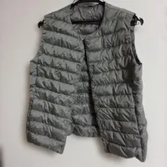 UNIQLO ウルトラライトダウン グレー ダウンベスト