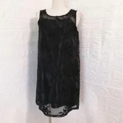 MERCURY DUOフォーマルなシーンにも◎オーガンジーフラワー刺繍ワンピース