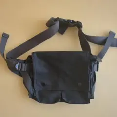 BAGGY PORT ブラック キャンバス ウエストバッグ