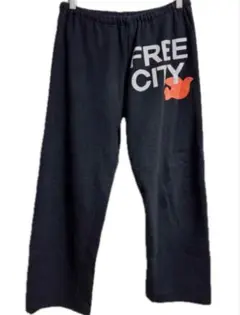 FREE CITY スウェット　レア 2026年最新】freecity スウェットの人気アイテム - メルカリ
