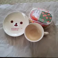 リラックマのお皿とミッフィーのお弁当箱