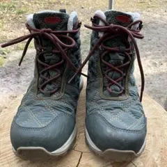 【値段交渉可】KEEN ダークグリーン キルティングスニーカー