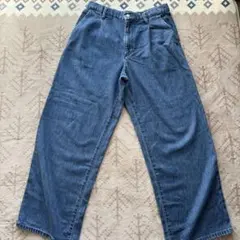 ユニクロ　ドレープデニムタックパンツ　Lサイズ