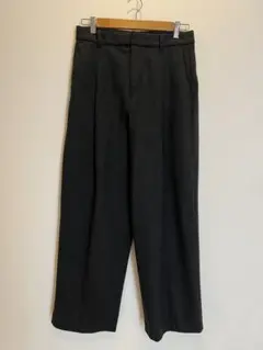 UNIQLO　ダークグレー　ブラッシュドジャージタックワイドパンツ