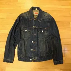 Item thumbnail for item 8ec0e6d0-883a-441e-8072-f7f7959568f8