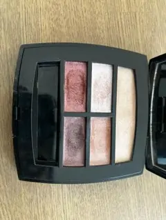 CHANEL LES BEIGES ルガール　クールドゥシャネル