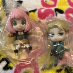 スパイファミリー　ガチャ　ぴょんコレフィギュア　アーニャとロイド