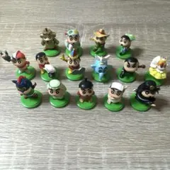 チョコエッグ　クレヨンしんちゃん　ムービー　セレション　シークレット　付き