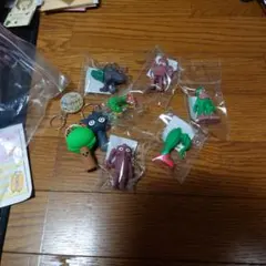 AIモンスターラバーキーホルダーセット