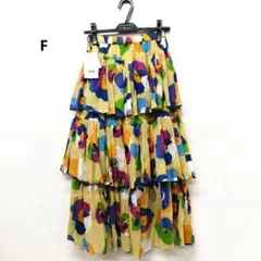 新品未使用RODEO CROWNS マルチカラーフレアスカート 183