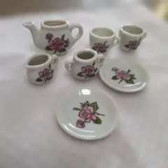 Item thumbnail for item 041d35bf-441a-4572-812c-083bee03fb2d