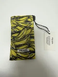 PRADA ノベルティ バナナポーチ リップケースのサムネイル