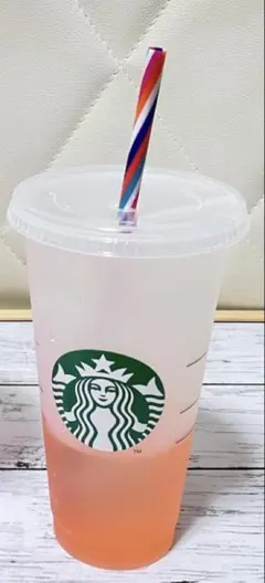 スターバックス ミステリーカラーチェンジングリユーザブルカップ