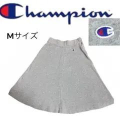 Champion（チャンピオン）グレーのスウェットフレアスカート（Mサイズ）刺繍のサムネイル