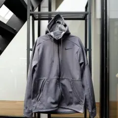 NIKE PRO Therma-FIT フルジップフーディ XL