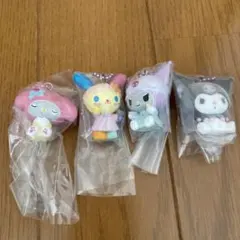 サンリオ GRWM マスコットチャーム ふわふわフロッキー　ガチャ