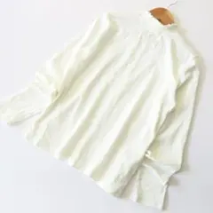 状態良好！ローリーズファーム★ネックシャーリングプルオーバー★M 洗濯可