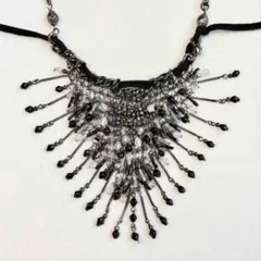 フリンジデザイン黒ビーズネックレス