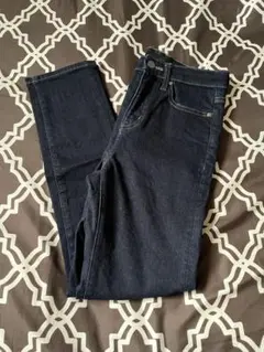 ユニクロ ハイライズスキニーアンクルジーンズ