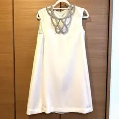 【極美品】グレースクラス ビジュー付 Aラインワンピース ホワイト ドレス 36