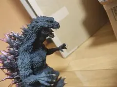 東宝30cmシリーズ　ゴジラ2000　ミレニアム　雛形バージョン　フィギュアのサムネイル