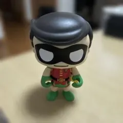 ロビン 可動式フィギュア マント付き