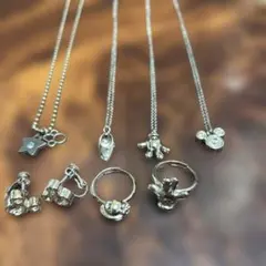 ディズニー　トゥーンタウンオリジナル　ネックレス　指輪　イヤリング　7点セット