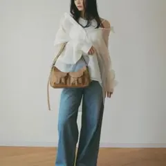 新品未使用　eimy istoire 2wayシアーシャツのサムネイル