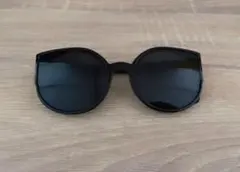 ブラック サングラス SHEIN