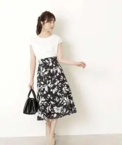 最終値下げ★プロポーションボディドレッシング フラワーフレアスカート