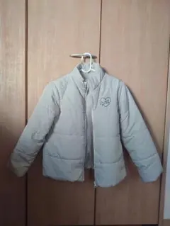 ライトグレー 中綿コート ハート刺繍