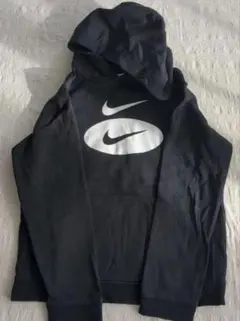 Nike 黒 フード付きパーカー 155cm
