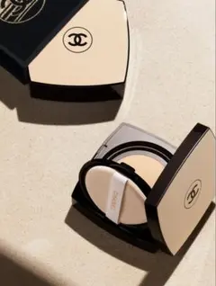 CHANEL レ ベージュ ヘルシー グロウ クッション B20
