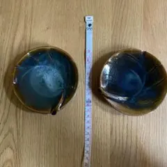 十三代山口小左衛門作の織部焼銘々皿です。