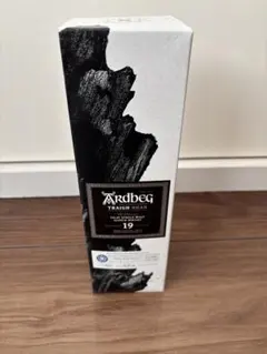 アードベッグ トリー バン 19年 バッジ4 700ml 未開封 箱付のサムネイル