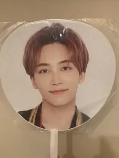 ジョンハン　うちわ