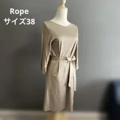 【Rope】ベージュの膝丈ワンピース
