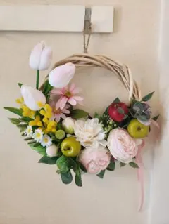 ハンドメイド フラワーリース 造花　チューリップ　ミモザ