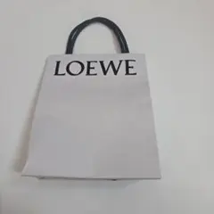 LOEWE 紙袋とリボンセット