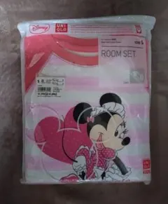 未使用　UNIQLO ミニールームセット パジャマ　S　約110-125cm