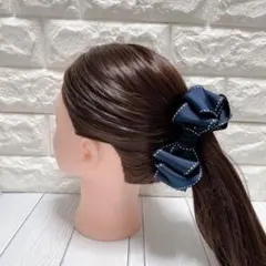 【ステッチリボンクリップ】ヘアアクセ　ハンドメイド　ヘアクリップ　お呼ばれ