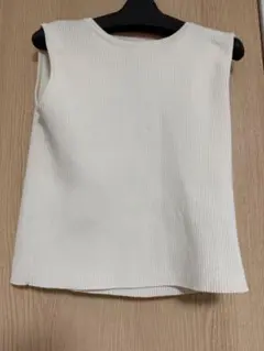 【未使用に近い】しまむら　リブニットタンクトップ　ホワイト　L