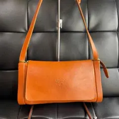 A6✨美品✨イルビゾンテ 本革 ショルダーバッグ ロゴ型押し ブラウン